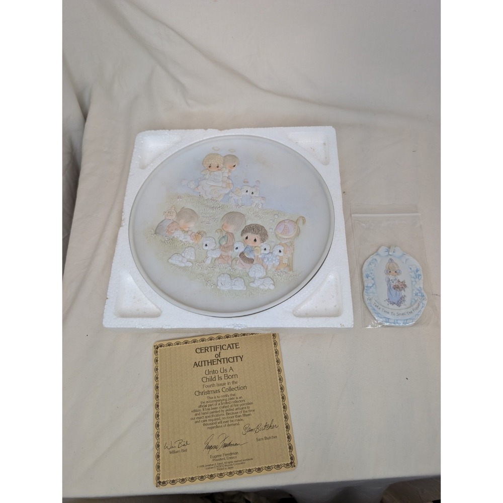 Precious Moments Unto Us A Child Is Born By Sam Butcher & William Biel. Boxfoam